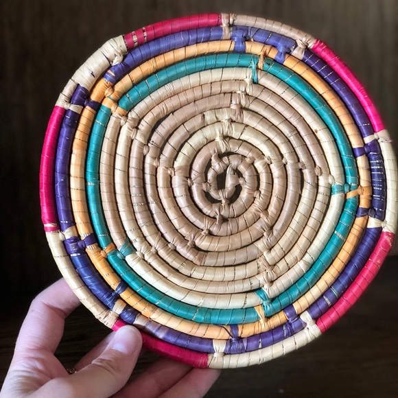 Vintage Mexican Straw Trivet - Picture 2 of 5
